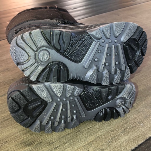 Kamik black lined snow boots size 8 - Picture 3 of 5